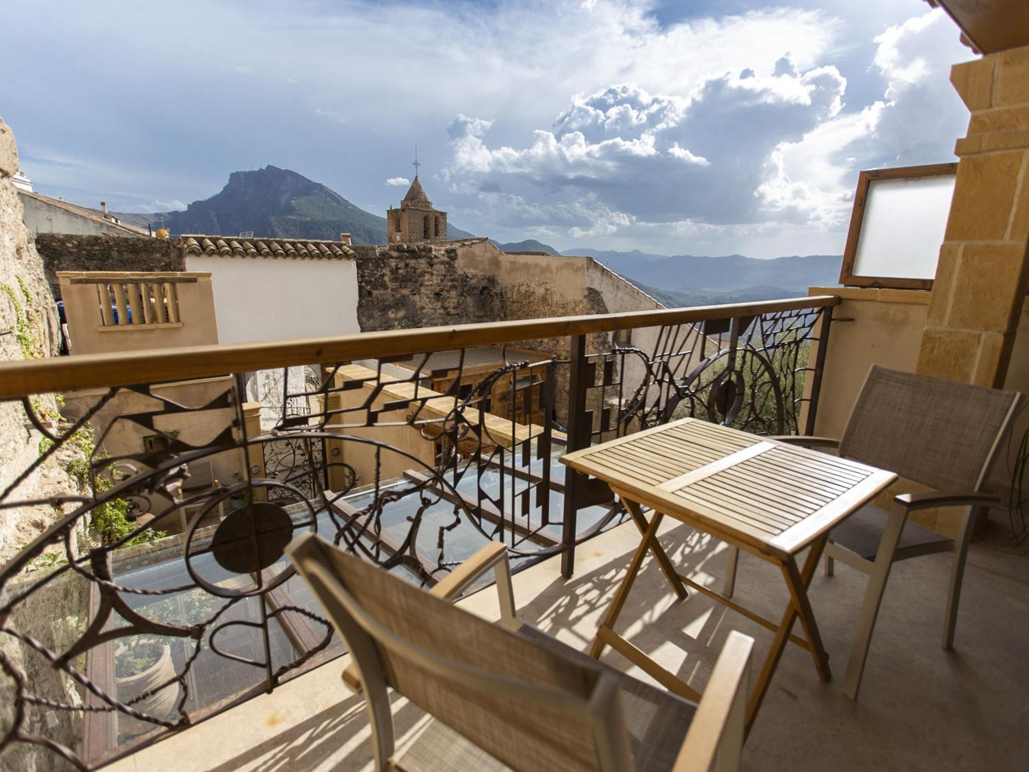 Hotel Poeta Jorge Manrique Segura de la Sierra Ngoại thất bức ảnh